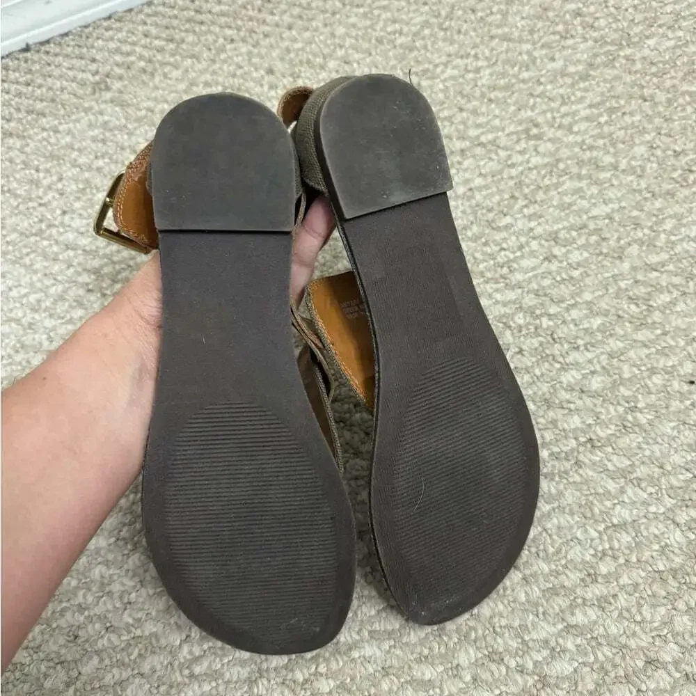 Steve Madden Green Multi Sandals with Gold Buckle size 9.5